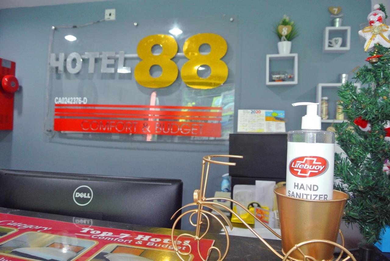 Hotel 88 Chukai Exteriér fotografie